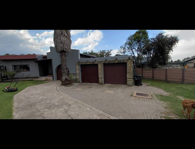 3 BEDROOM FREESTANDING TO LET IN ROODEKOP